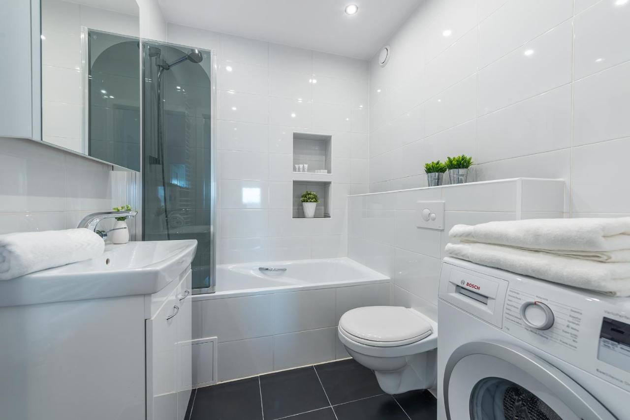 ורשה Szczesliwice Ochota P&O Serviced Apartments מראה חיצוני תמונה